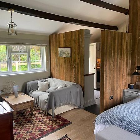 Couples Getaway, With Mountain Views/Dog Friendly Villa Crickhowell Ngoại thất bức ảnh