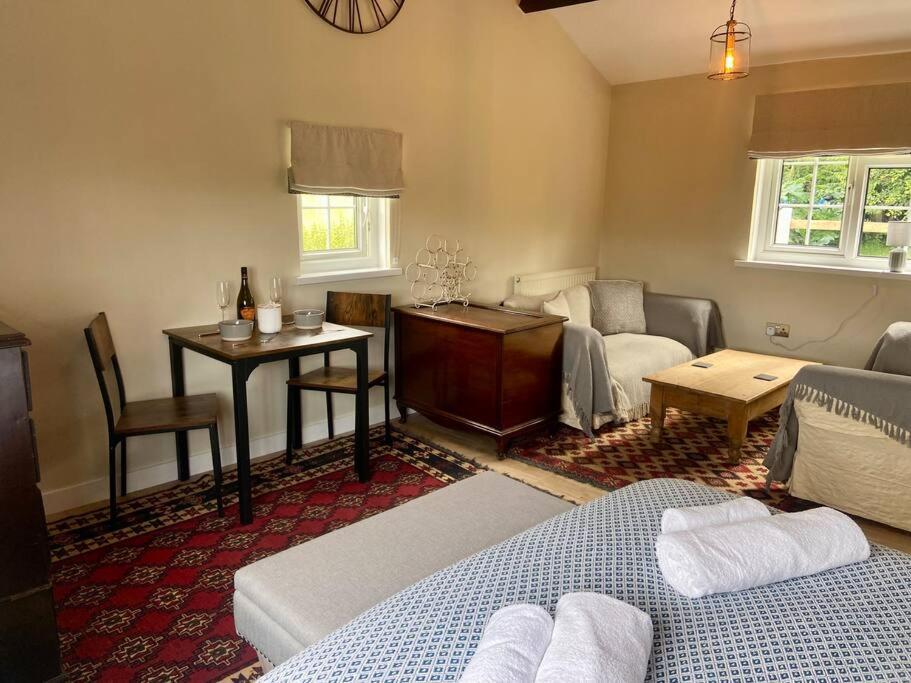 Couples Getaway, With Mountain Views/Dog Friendly Villa Crickhowell Ngoại thất bức ảnh